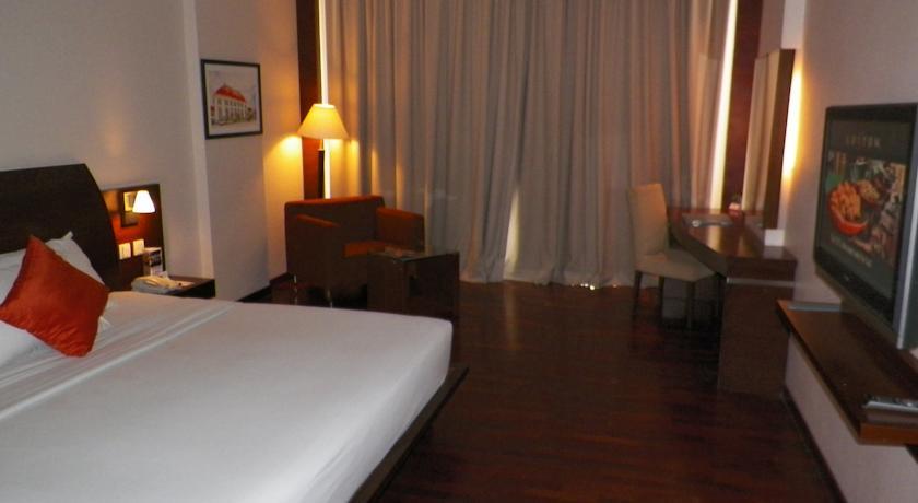 The Luxton Bandung Hotel Exterior foto