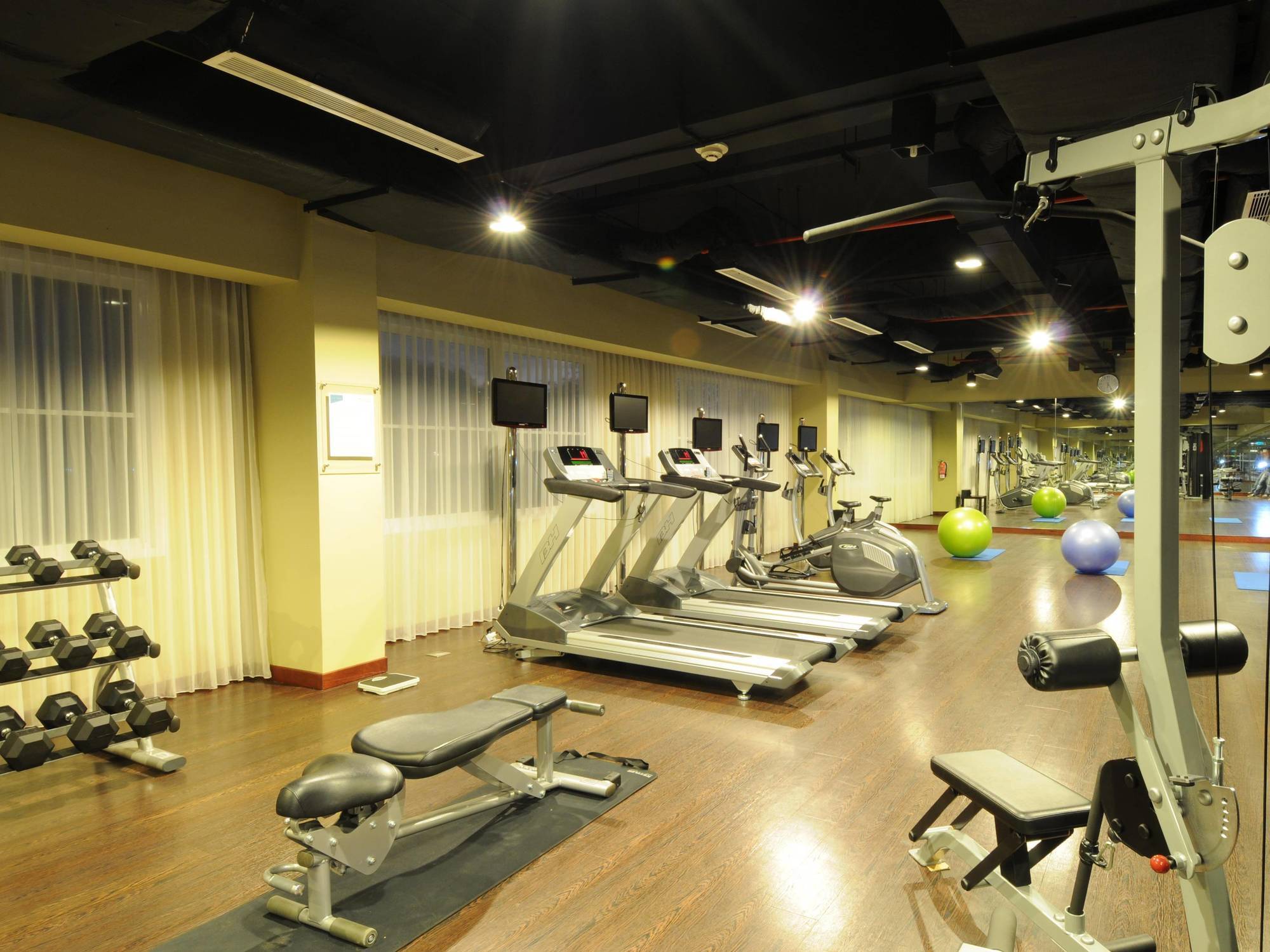 The Luxton Bandung Hotel Exterior foto