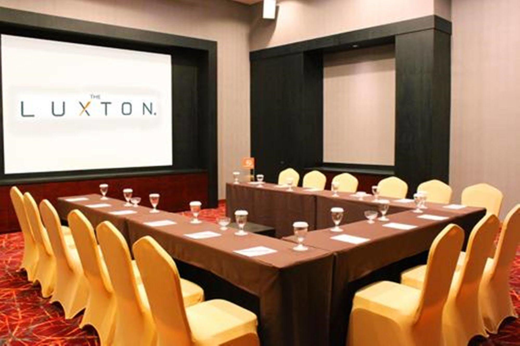The Luxton Bandung Hotel Exterior foto
