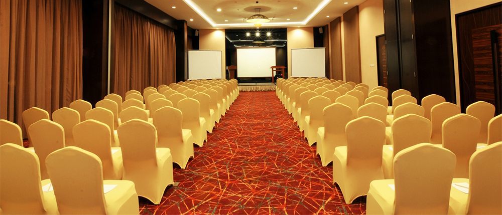 The Luxton Bandung Hotel Exterior foto